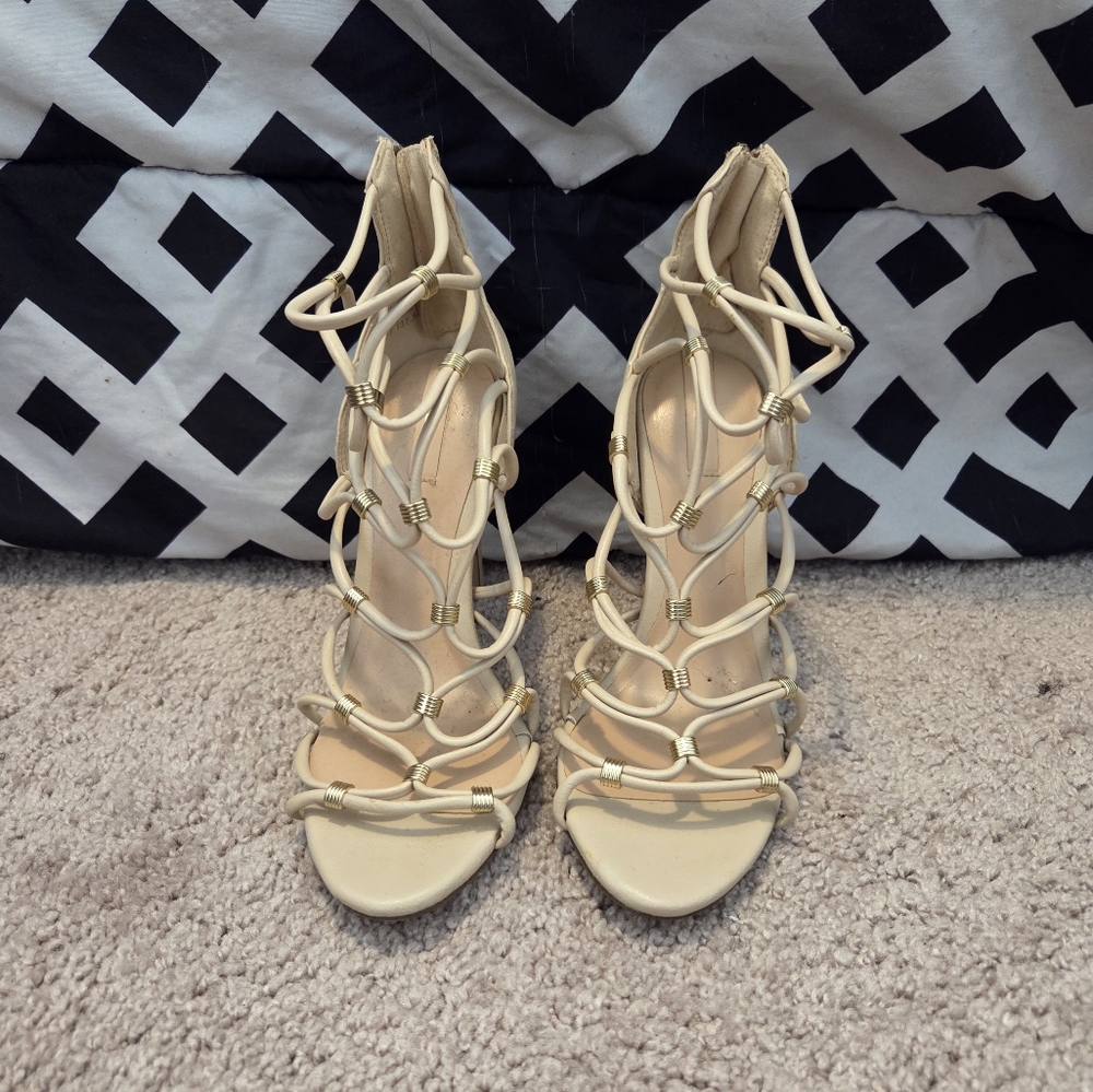 Sandals - Picture 3 of 5